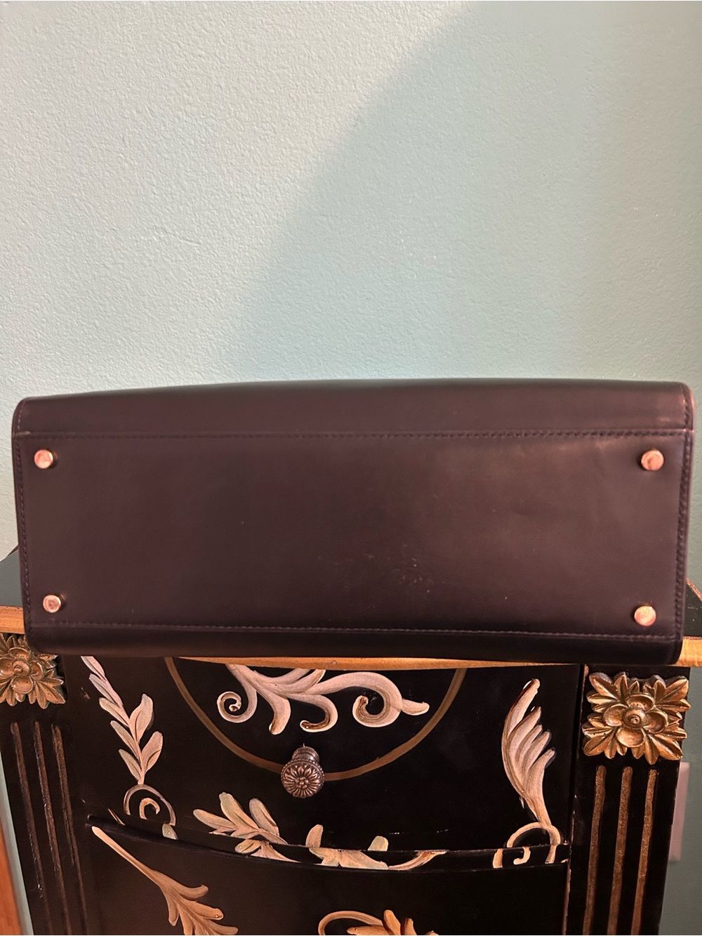 Kate spade Regan purse. Gold hardware  inside zipper pocket decider. 10x8 inch. - Picture 5 of 7